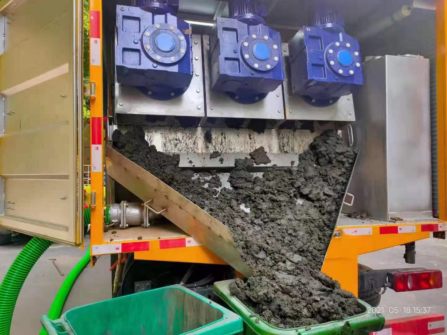 元门乡化粪池清掏城市维护站-泥浆净化干湿分离处理